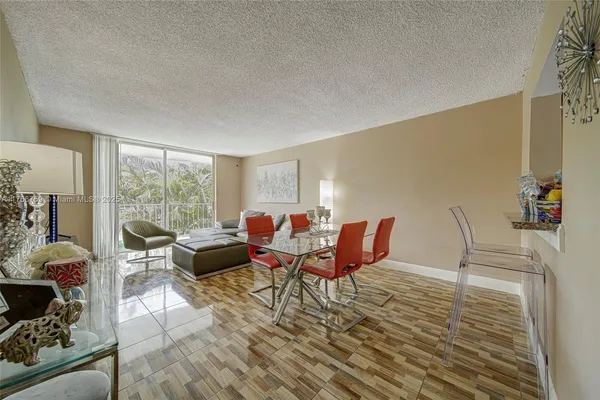 $220,000 | 494 Northwest 165th Street, Unit C205, Miami, FL 33169