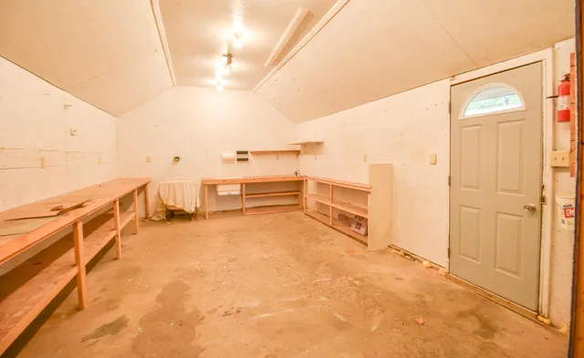 $219,900 | 127 West High Street, Union City, MI 49094