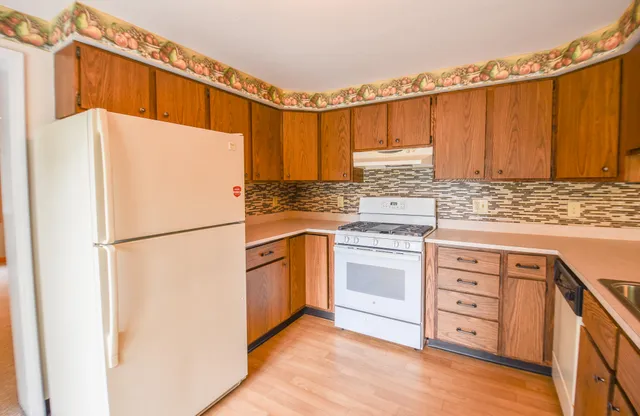 $219,900 | 127 West High Street, Union City, MI 49094