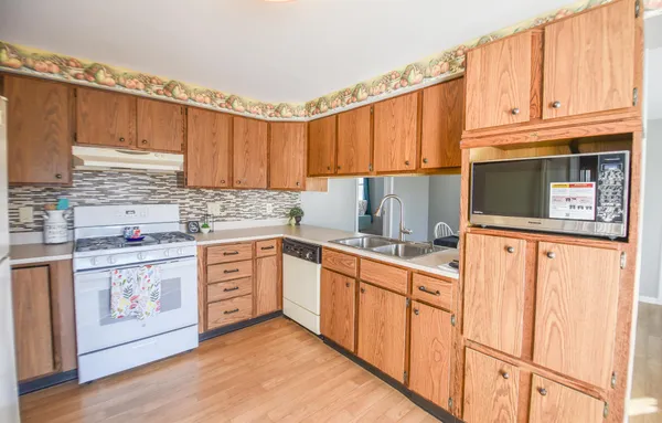 $219,000 | 127 West High Street, Union City, MI 49094