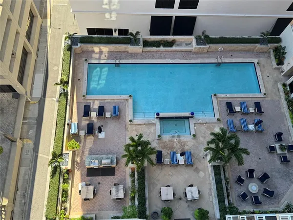 $5,800 | 1350 Main Street, Unit 1501, Sarasota, FL 34236