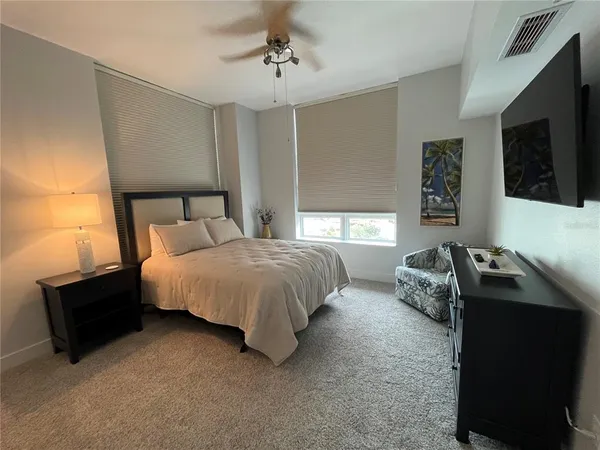 $5,800 | 1350 Main Street, Unit 1501, Sarasota, FL 34236