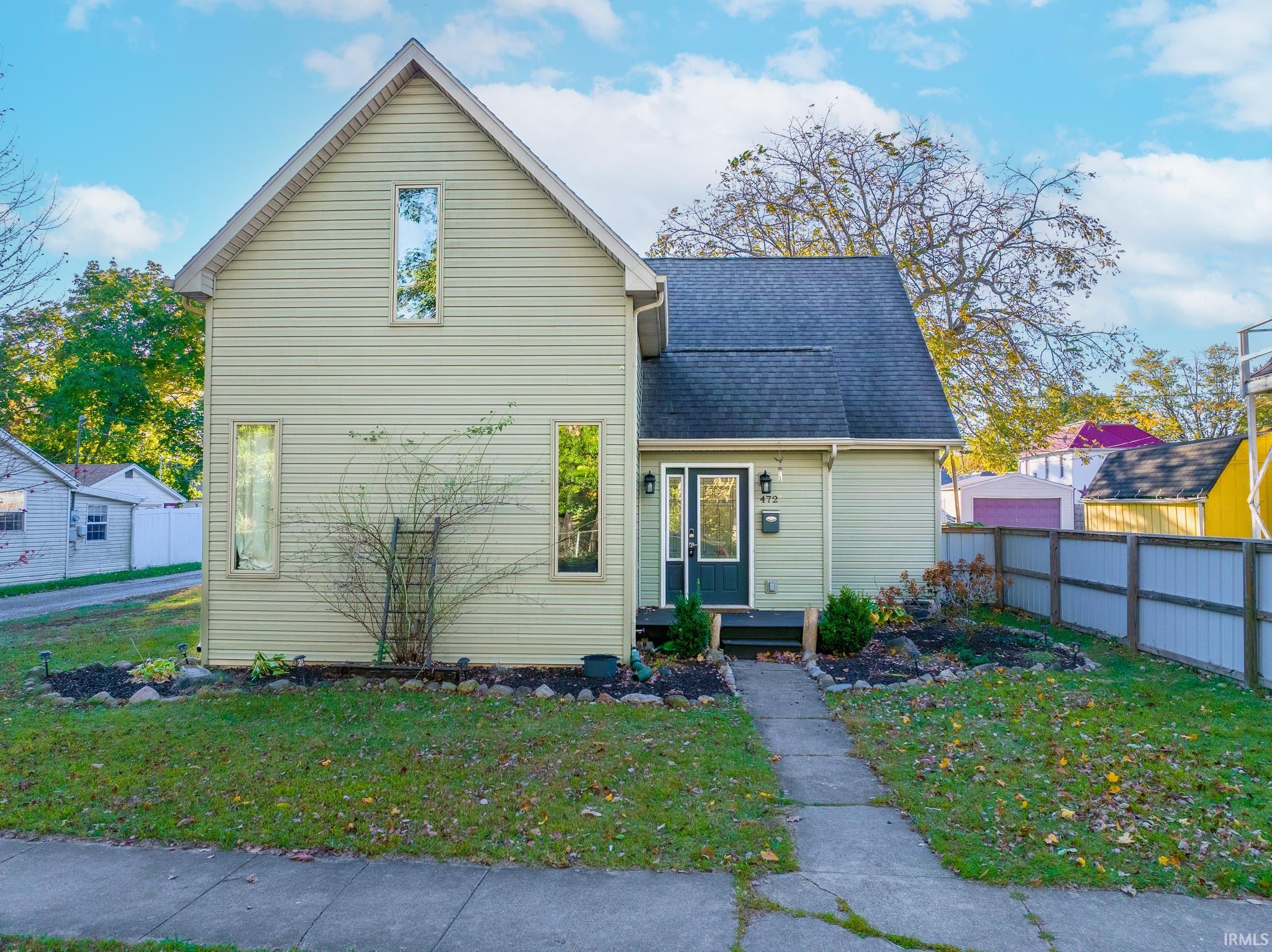 472 Vermont Street Wabash, IN 46992 - Photo 2 of 33