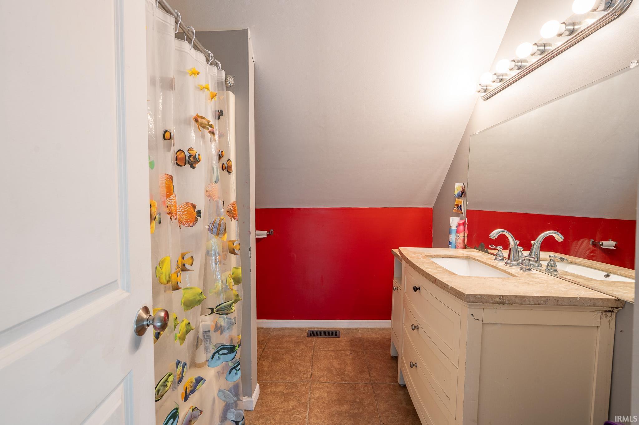 472 Vermont Street Wabash, IN 46992 - Photo 28 of 33