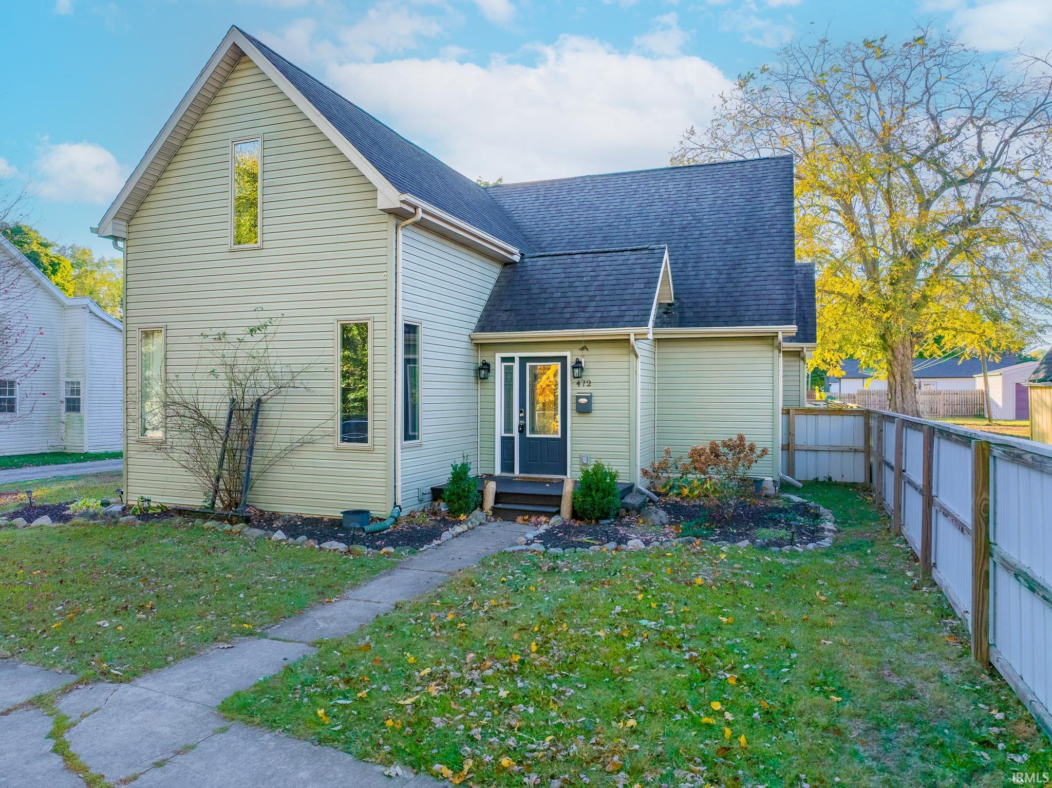 472 Vermont Street Wabash, IN 46992 - Photo 4 of 33