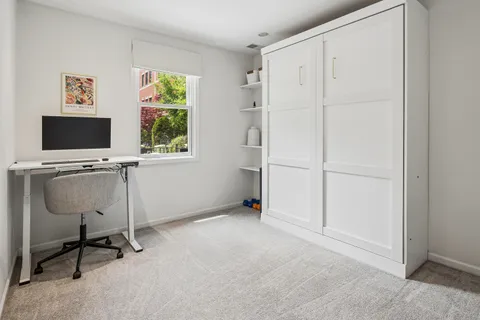 $800,000 | 1035 North Kingsbury Street, Chicago, IL 60610