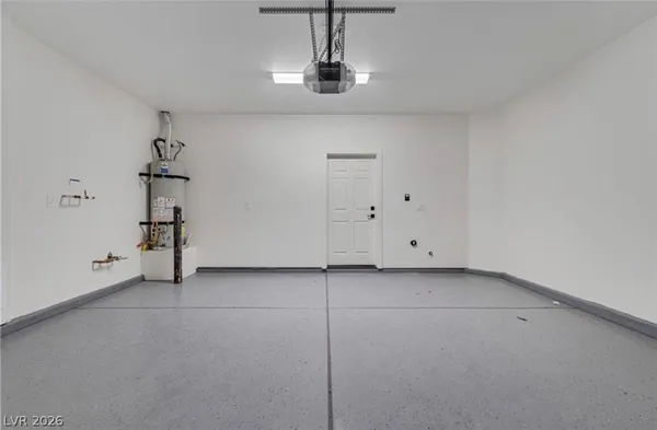 $2,795 | 4035 Welter Avenue, Las Vegas, NV 89104