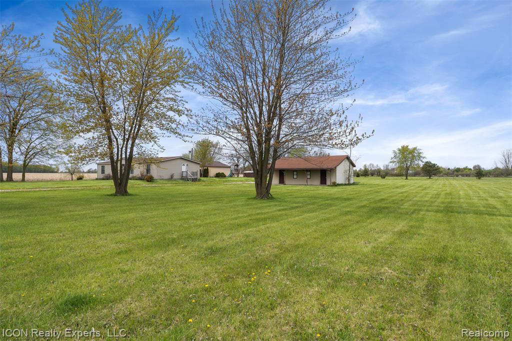 13620 Gilbert Road Allenton, MI 48002 - Photo 4 of 47