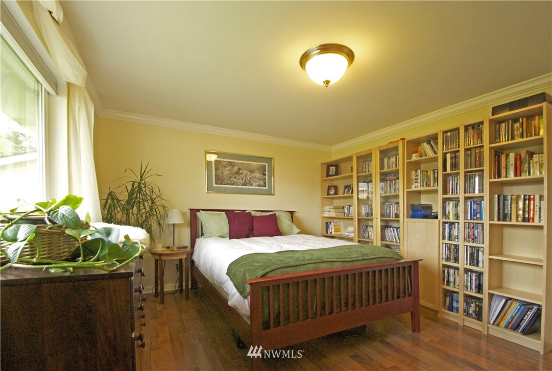 1963 West Beach Road Oak Harbor, WA 98277 - Photo 14 of 19 Gallery Image 14