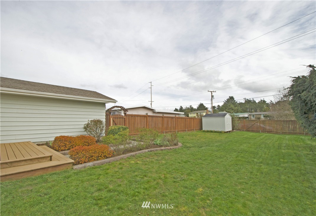 1963 West Beach Road Oak Harbor, WA 98277 - Photo 18 of 19 Gallery Image 18