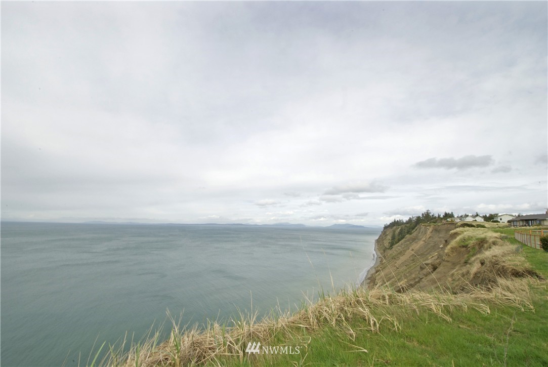 1963 West Beach Road Oak Harbor, WA 98277 - Photo 19 of 19 Gallery Image 19