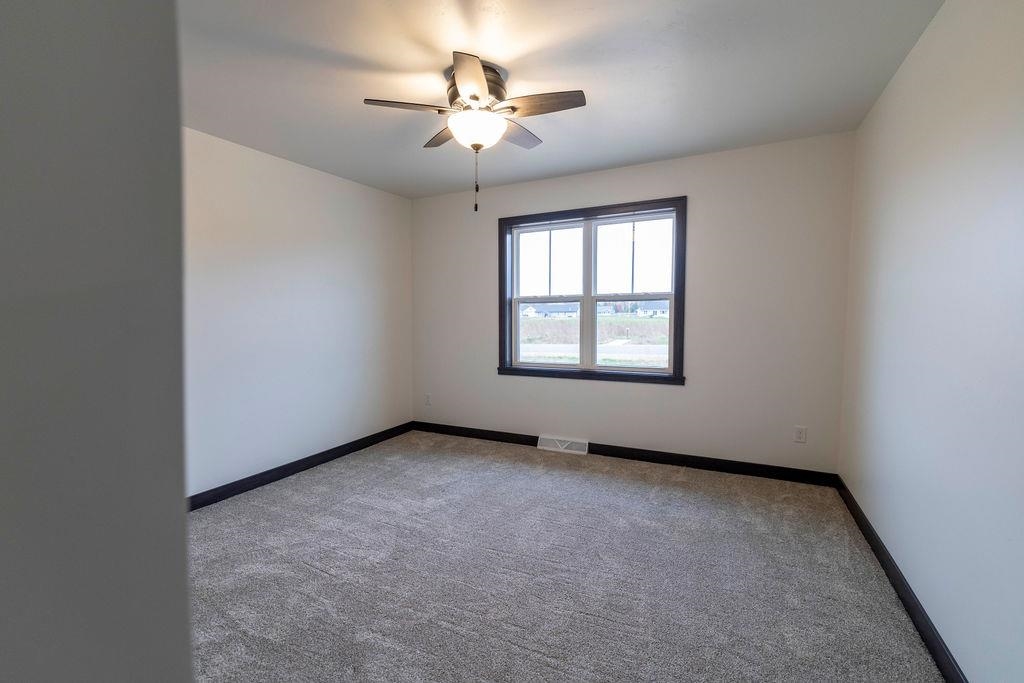 3752 Evelyn Rose Lane Suamico, WI 54313 - Photo 13 of 25