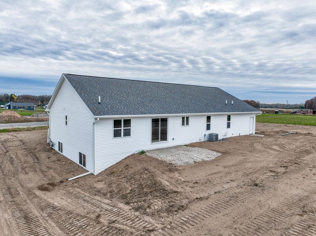 3752 Evelyn Rose Lane Suamico, WI 54313 - Photo 23 of 25