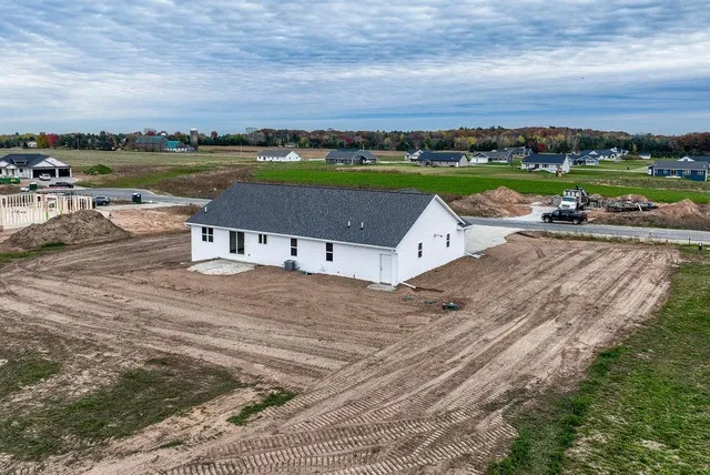 $507,900 | 3752 Evelyn Rose Lane, Suamico, WI 54313