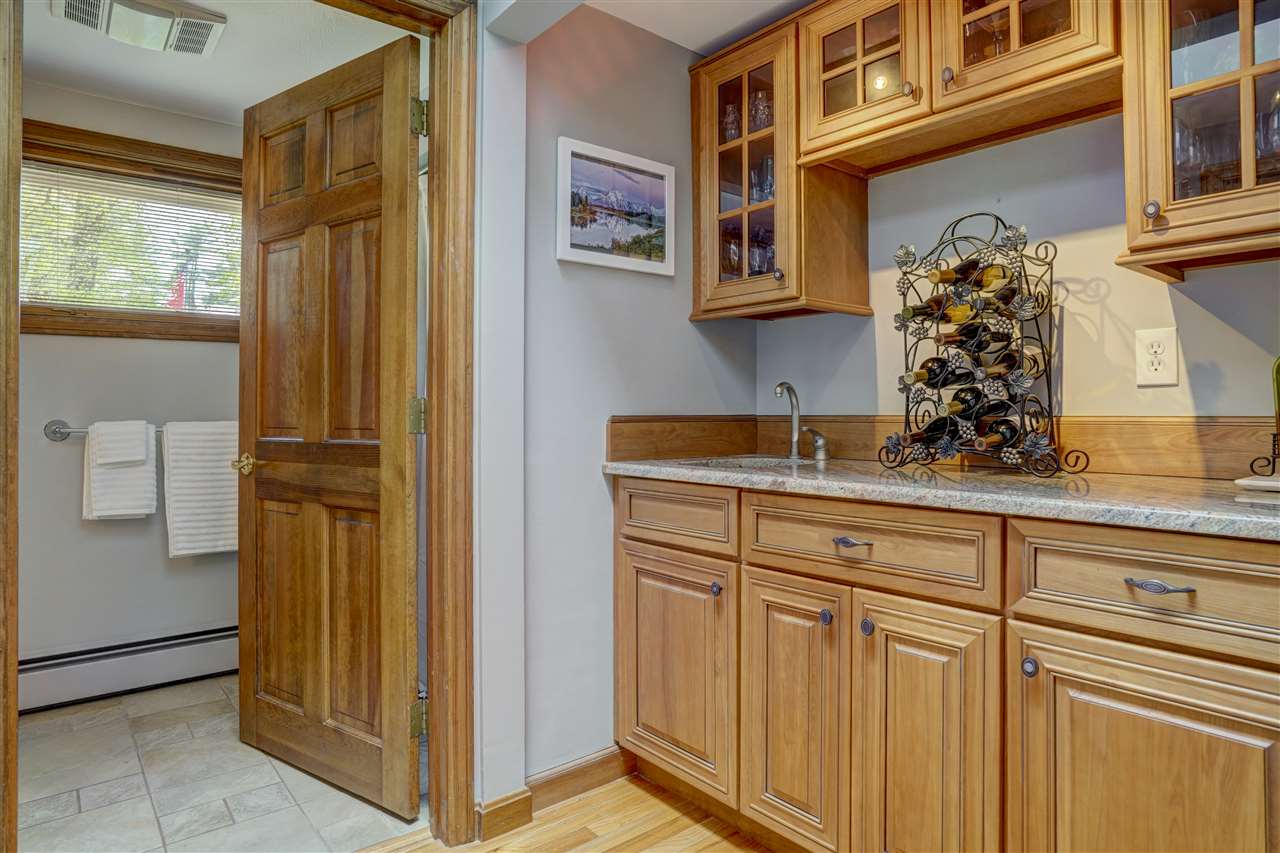 8 Cheryl Road Windham, NH 03087 - Photo 18 of 38