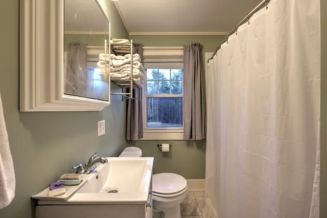 $475,000 | 474 Valley Road, Barre, MA 01005