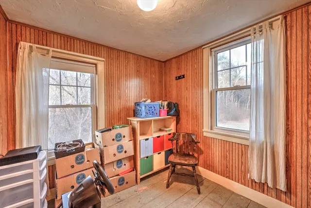 $475,000 | 474 Valley Road, Barre, MA 01005