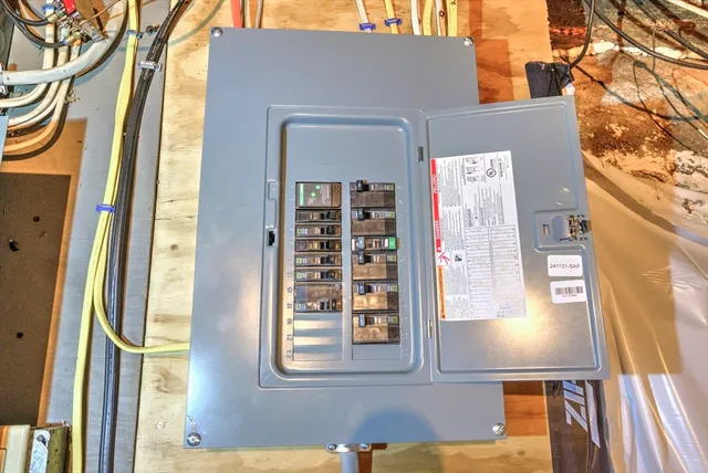 $475,000 | 474 Valley Road, Barre, MA 01005