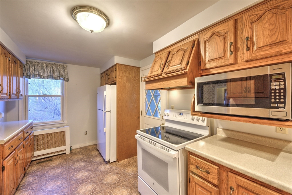 474 Valley Road Barre, MA 01005 - Photo 4 of 40 Gallery Image 4