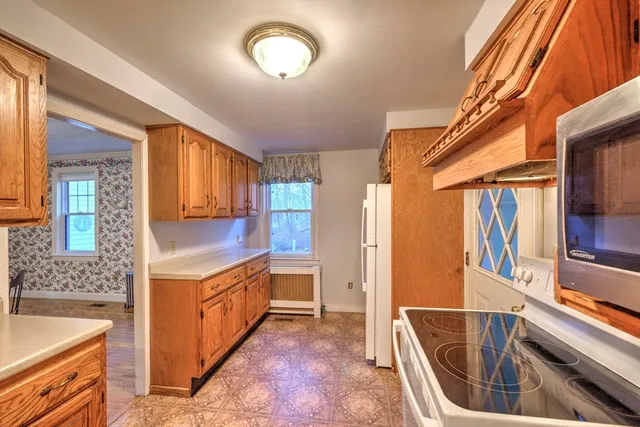 $475,000 | 474 Valley Road, Barre, MA 01005