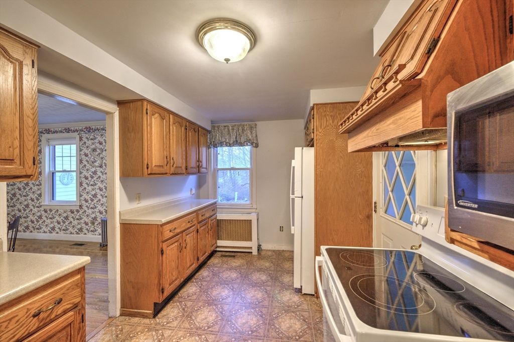 474 Valley Road Barre, MA 01005 - Photo 7 of 40 Gallery Image 7