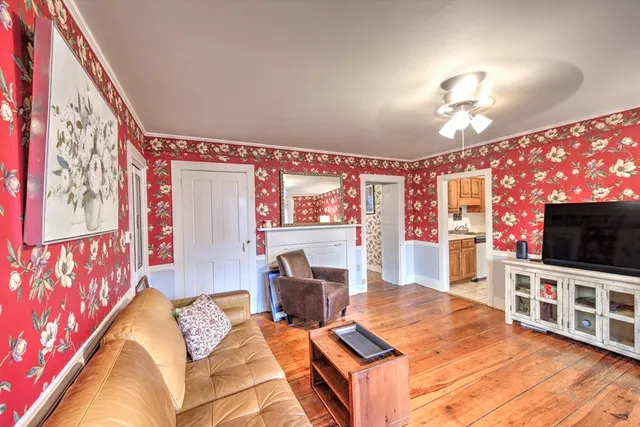 $475,000 | 474 Valley Road, Barre, MA 01005