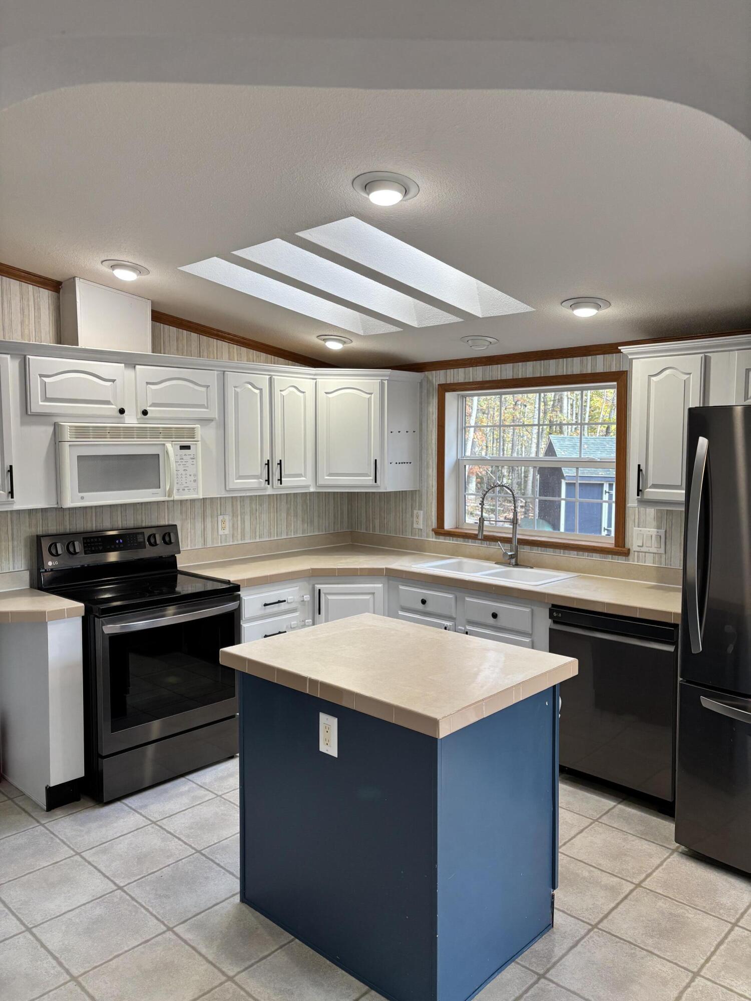 461 Curtis Road Swanville, ME 04915 - Photo 11 of 31 IMG_4944