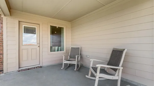 $340,685 | 313 Blanco Drive, Azle, TX 76020