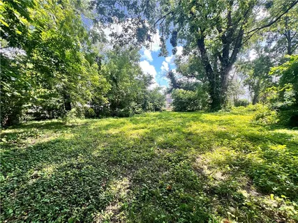 $15,000 | 120 West 3rd Street, Adrian, MO 64720