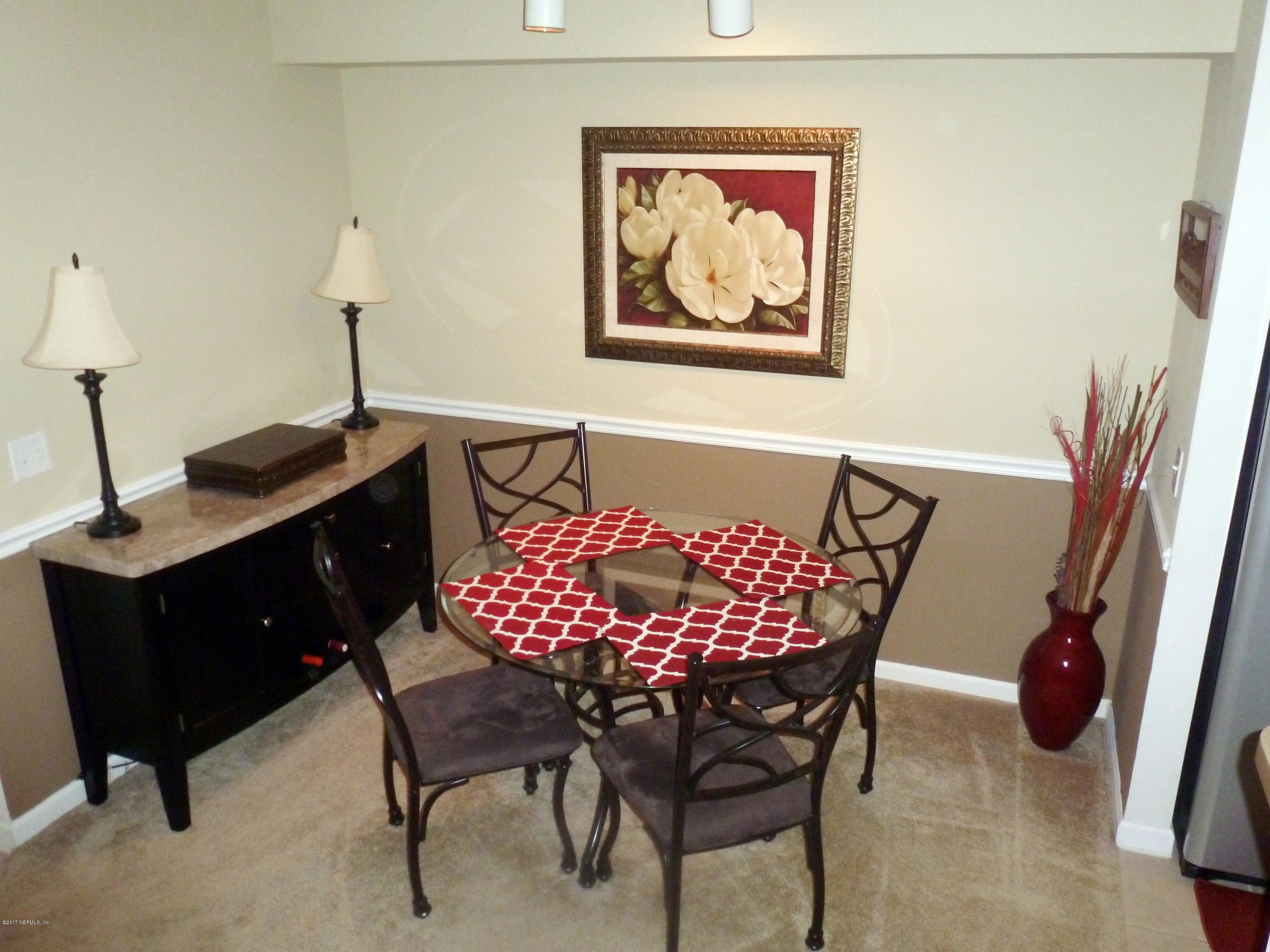 8550 Touchton Road, Unit 133 Jacksonville, FL 32216 - Photo 8 of 39 Dining Room2