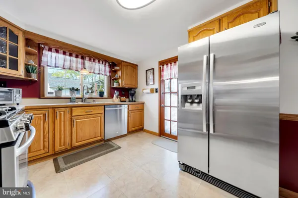 $375,000 | 409 Holmes Road, Morton, PA 19070