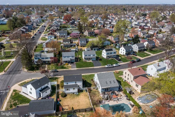 $375,000 | 409 Holmes Road, Morton, PA 19070