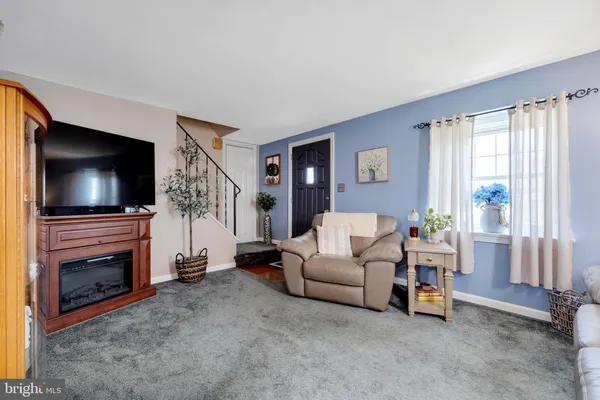 $375,000 | 409 Holmes Road, Morton, PA 19070