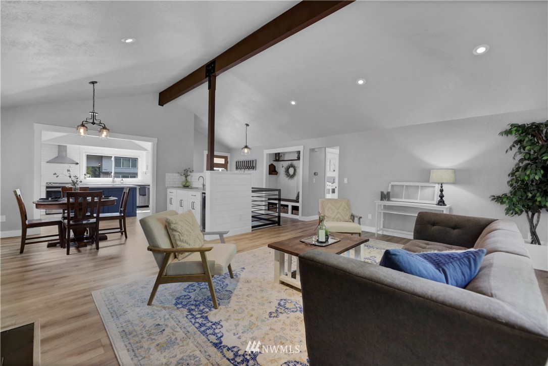 10440 Northeast 201st Street Bothell, WA 98011 - Photo 13 of 39 Gallery Image 13