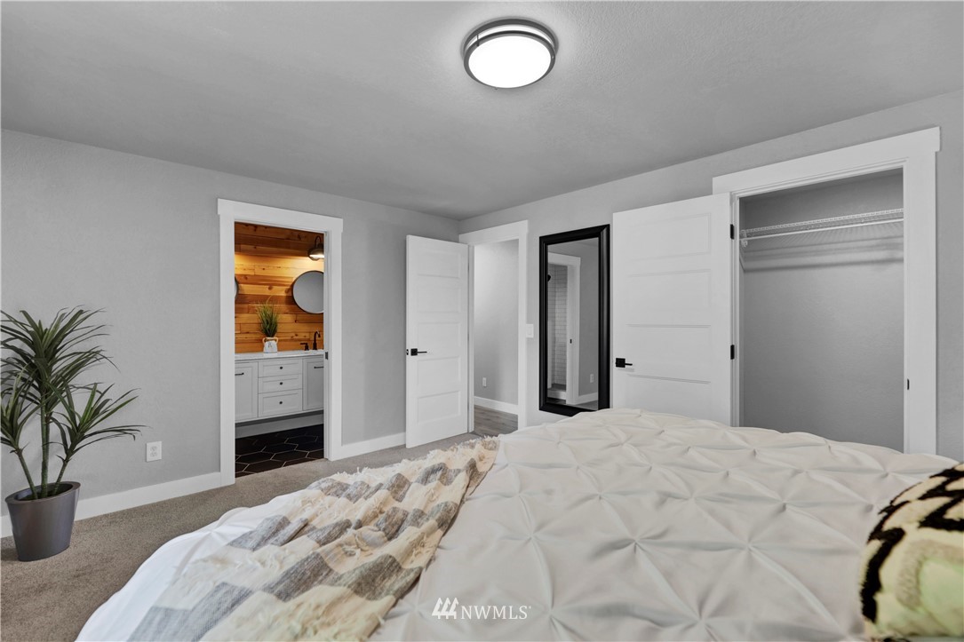 10440 Northeast 201st Street Bothell, WA 98011 - Photo 17 of 39 Gallery Image 17
