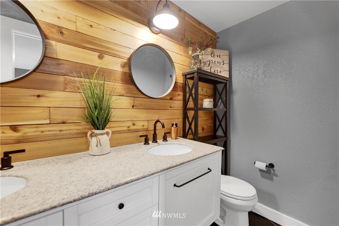 10440 Northeast 201st Street Bothell, WA 98011 - Photo 18 of 39 Gallery Image 18