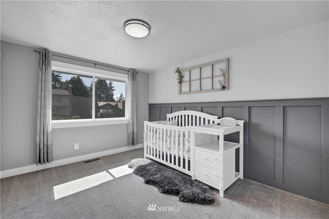 10440 Northeast 201st Street Bothell, WA 98011 - Photo 20 of 39 Gallery Image 20
