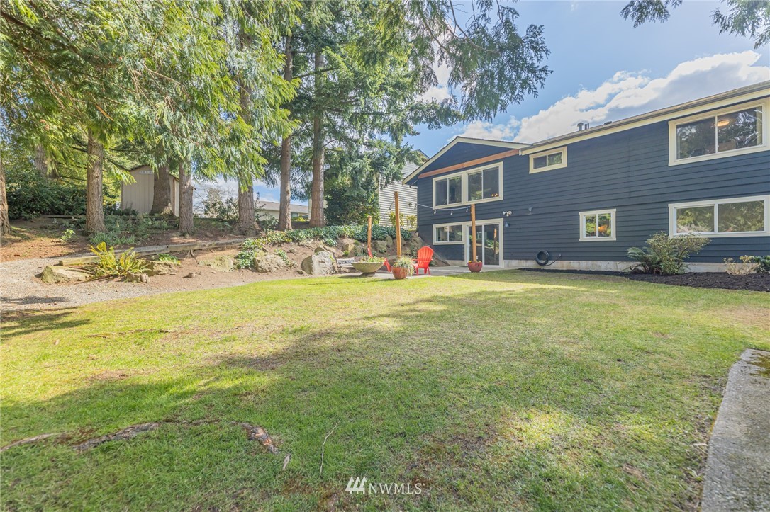10440 Northeast 201st Street Bothell, WA 98011 - Photo 34 of 39 Gallery Image 34