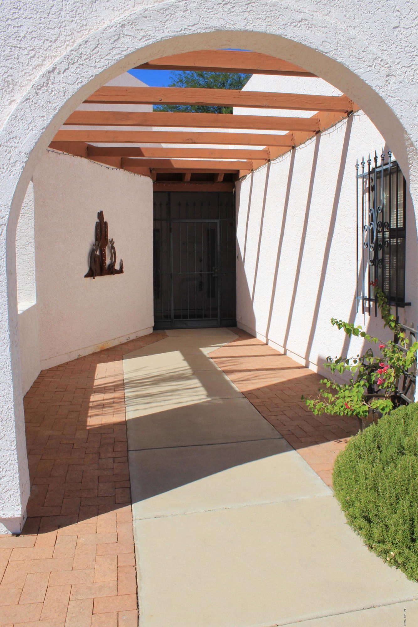 673 West Rio-Altar Green Valley, AZ 85614 - Photo 4 of 39 Gallery Image 4