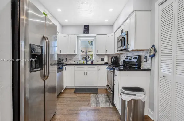 $749,000 | 2450 Northeast 18th Street, Pompano Beach, FL 33062
