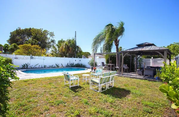 $749,000 | 2450 Northeast 18th Street, Pompano Beach, FL 33062