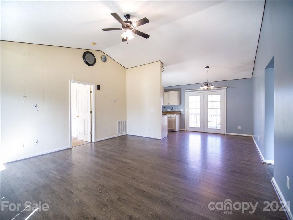 512 Willow Road Salisbury, NC 28147 - Photo 5 of 22