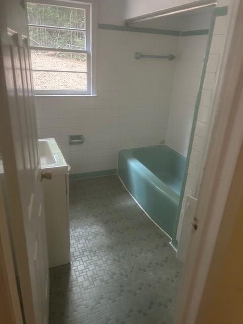 1127 Club House Road Columbus, GA 31903 - Photo 4 of 7 a bathroom with a sink and a vanity