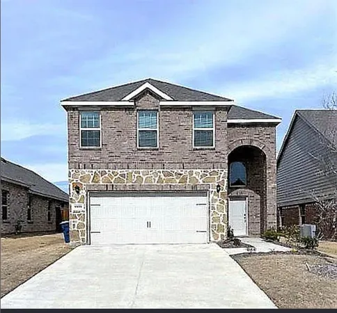 $2,300 | 3959 Oak Crk Circle, Denison, TX 75020