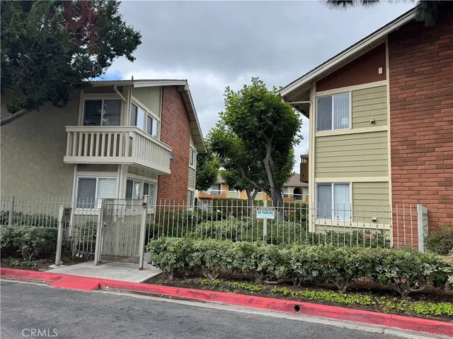 $425,000 | 16040 Leffingwell Road, Unit 76, Whittier, CA 90603
