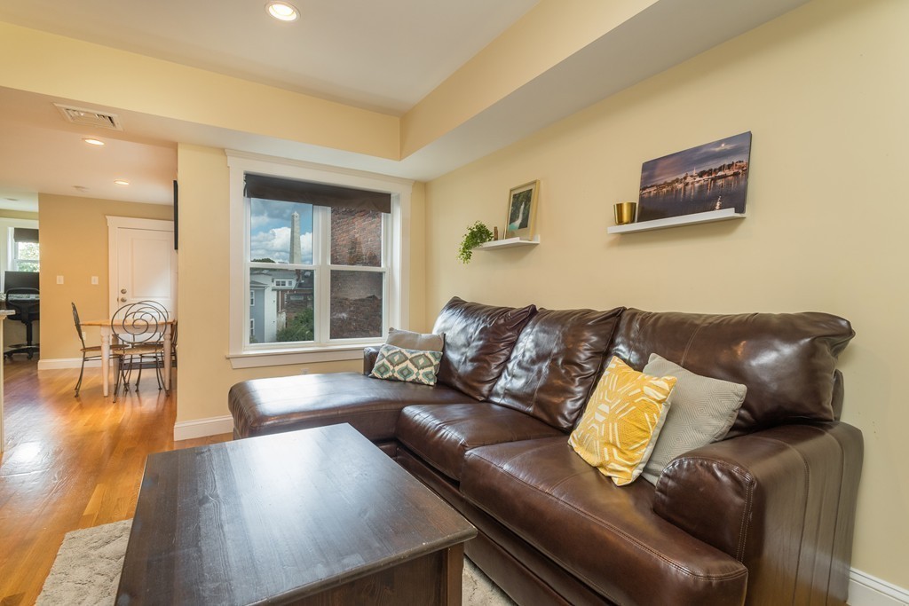 105 Rutherford Avenue, Unit 3 Boston, MA 02129 - Photo 3 of 11 Gallery Image 3