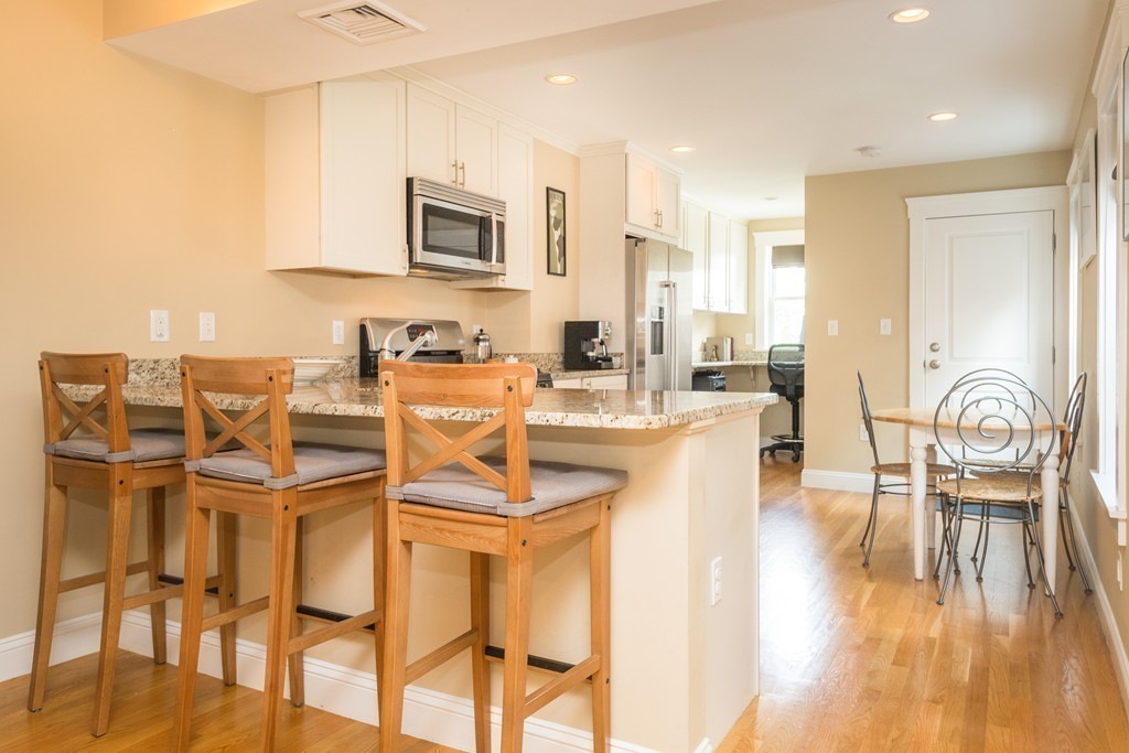 105 Rutherford Avenue, Unit 3 Boston, MA 02129 - Photo 4 of 11 Gallery Image 4