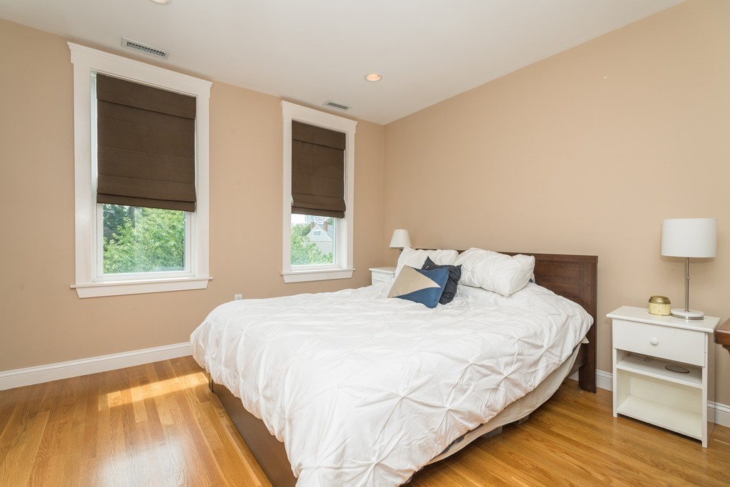 105 Rutherford Avenue, Unit 3 Boston, MA 02129 - Photo 8 of 11 Gallery Image 8