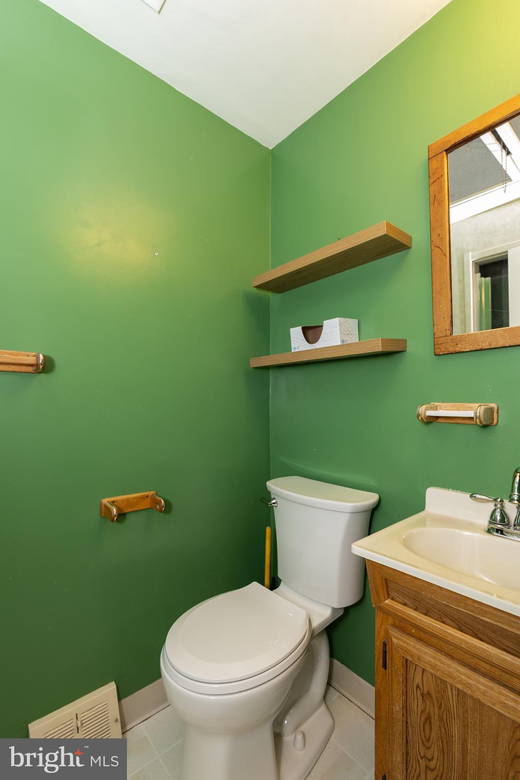 1420 Powell Road Brookhaven, PA 19015 - Photo 23 of 46 Primary Bath