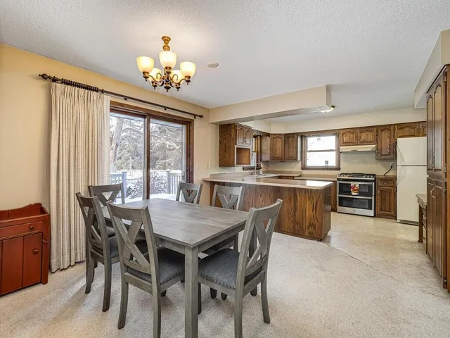 $449,900 | 23086 County Road 44, St. Augusta, MN 55320